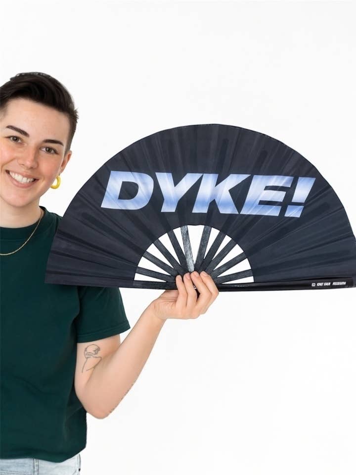Ventiladores de Mano Dyke | Equipo Esencial para Festivales de Verano para venta al por mayor de That Gay Creation