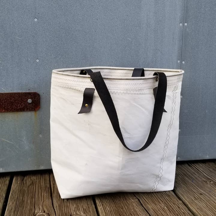Landfall Leatherworks - Wholesale Beach Bag - The Lazarette Sailcloth Beach Bag2