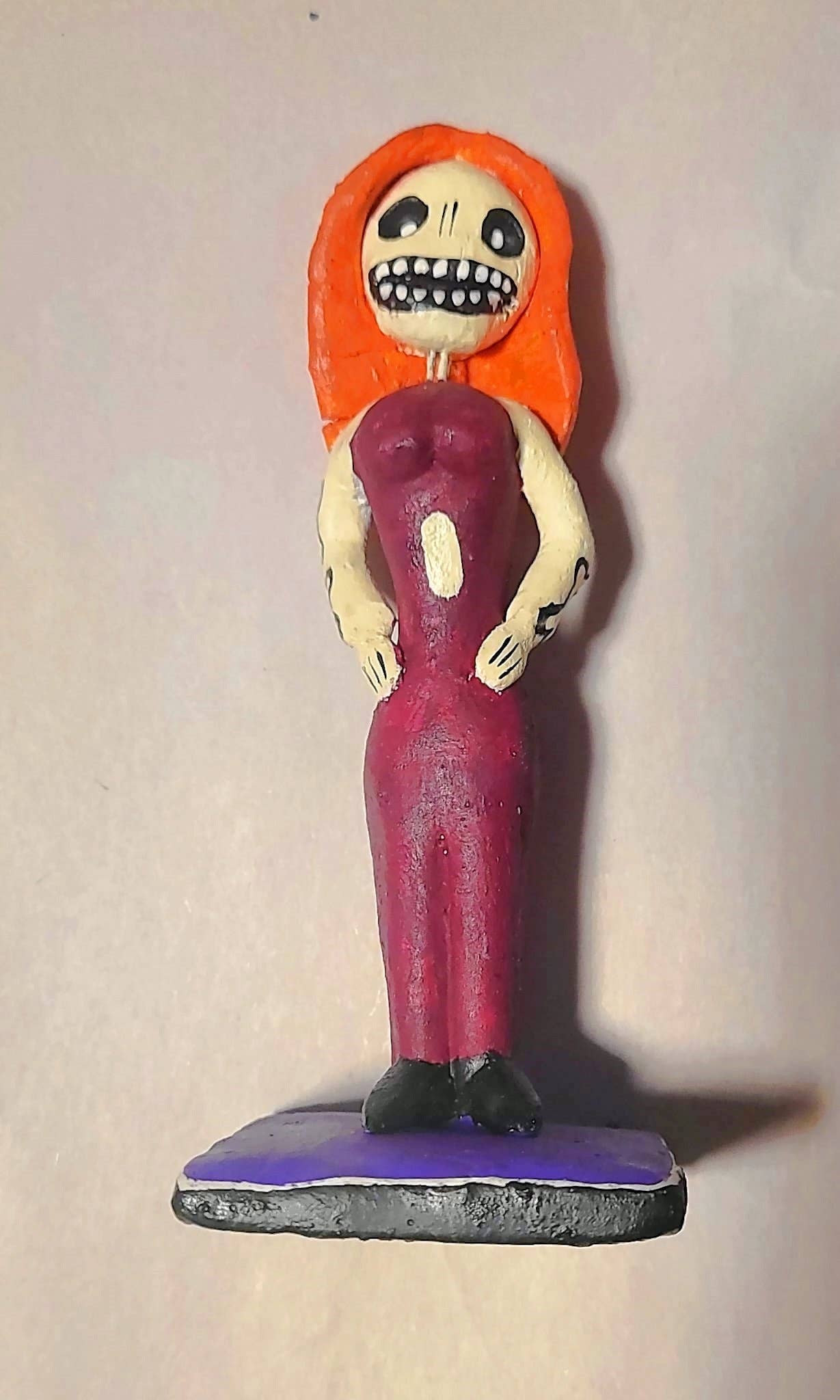 Arara Enterprises - Wholesale Kaarsenhouder - MP-41F Individueel vrouwelijk skeletfiguurtje 4,5x2”4