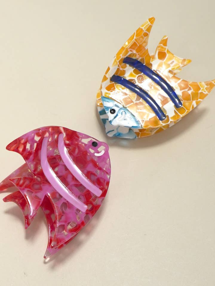 CELLULOSE VIBRANT OCEAN SEA FISH HAIR CLAW CLIPS | 40H839 for wholesale by JOSSLYN by wall to wall
