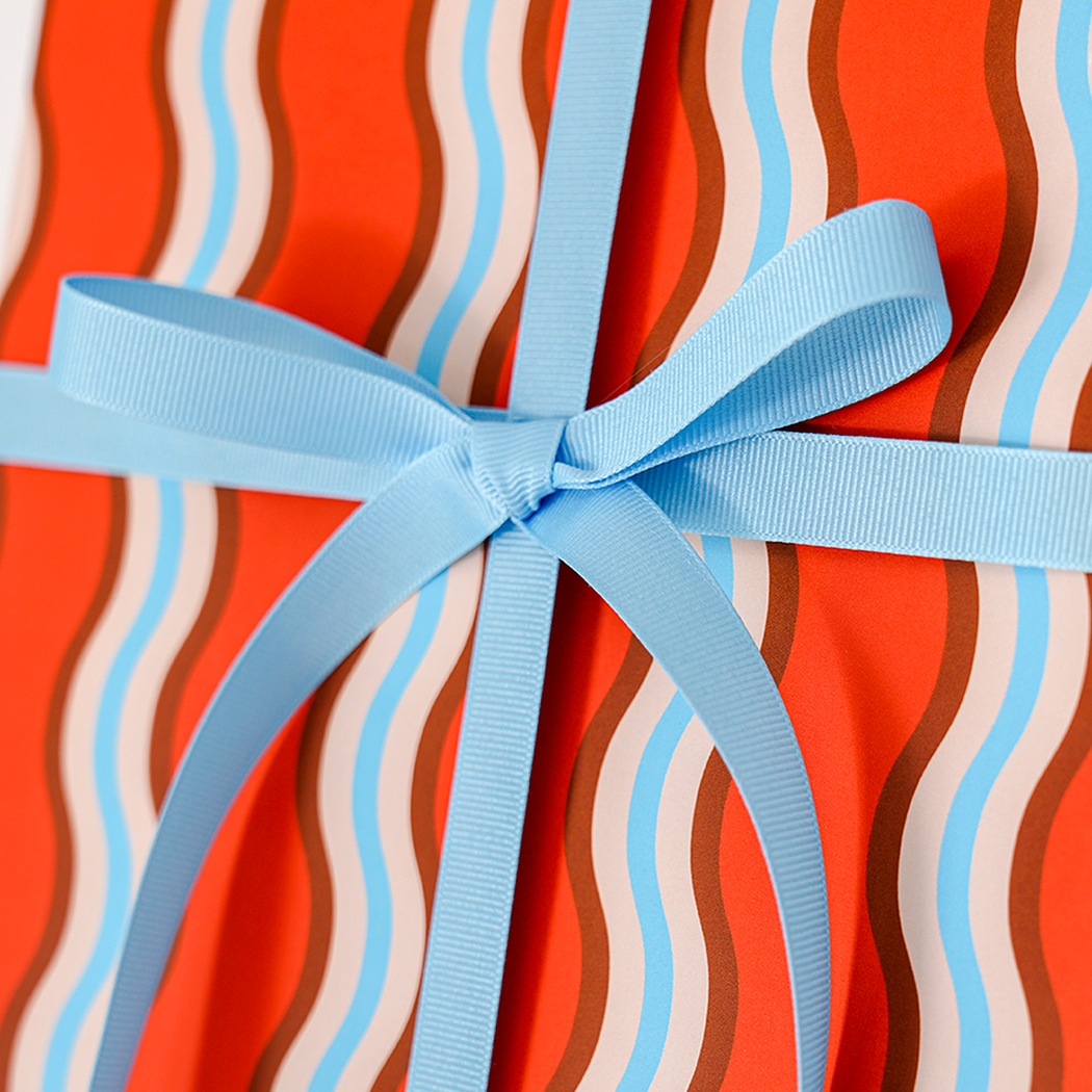 Muchachi - Wholesale Wrapping Paper Roll - Crushed Red Wrapping Paper - Roll of 3 Sheets 1