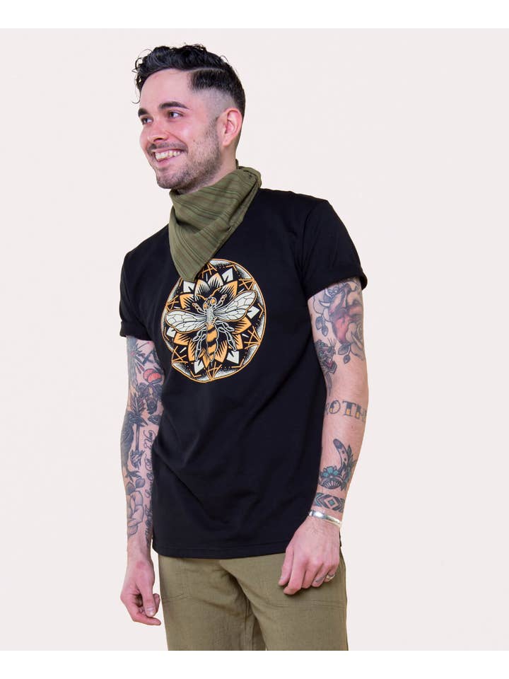 Soul Flower - Wholesale Screen printed t-shirt – unisex - Bee Mandala Organic T-Shirt - Unisex7