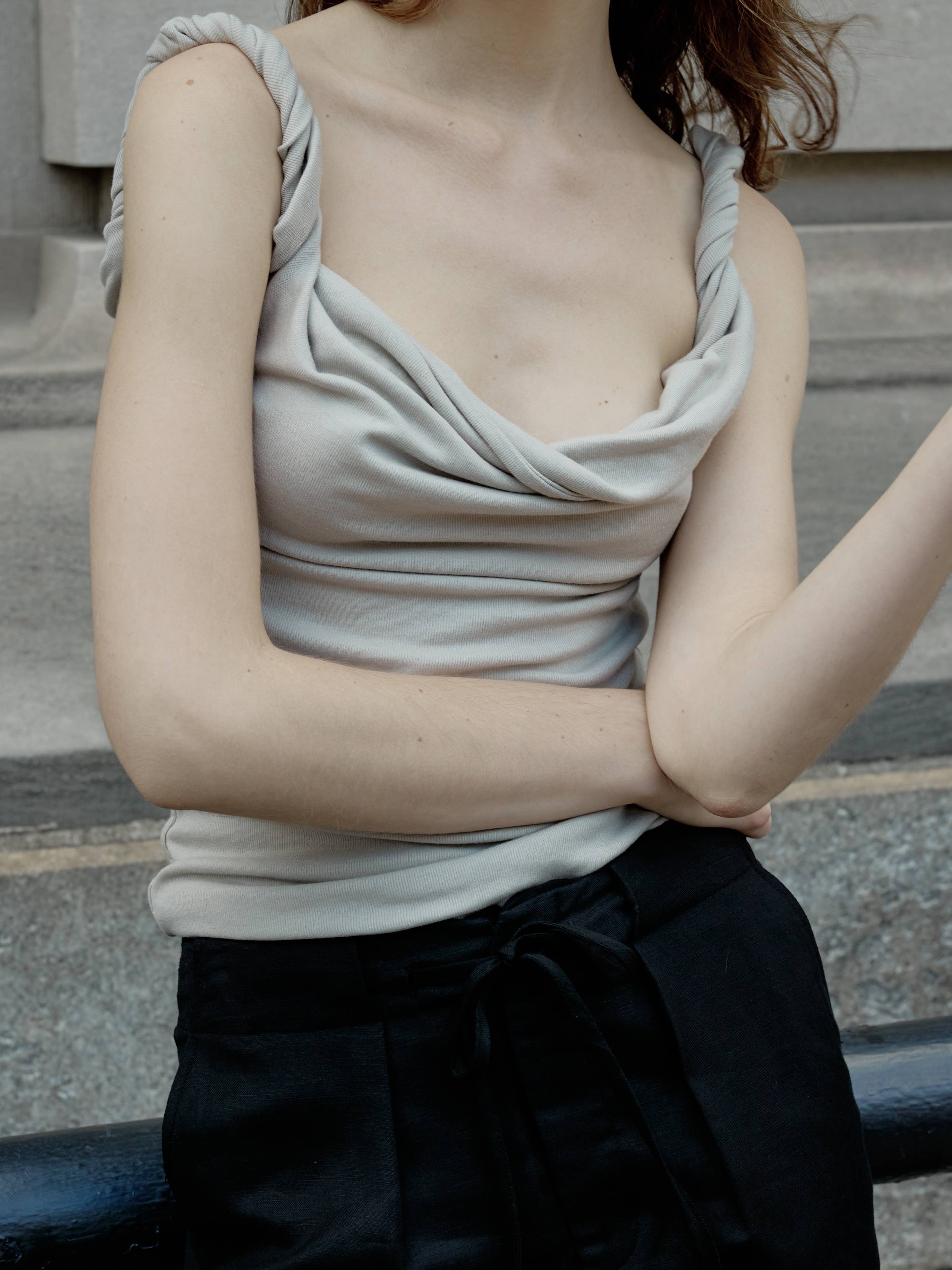 MOD REF - Wholesale Blouse - Women's - The Alix Top | Twisted Off the Shoulder Tank Top18