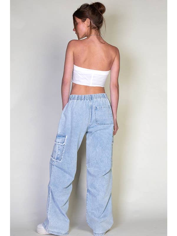 Light Wash Denim Cargo Pants With Pockets for wholesale on Faire4