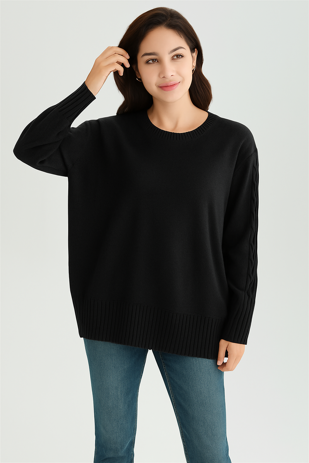 Lucy Sparks - Vente Pull en maille – femme - PULL EN MAILLE DOUCE À COUPE AMPLE AVEC DÉTAILS EN MAILLE CÂBLÉE2