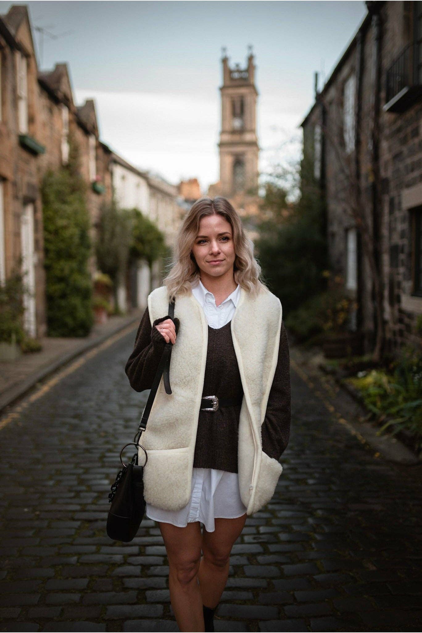 ONAIE - Wholesale Outerwear Vest - Women's - Milk Wool Gilet0