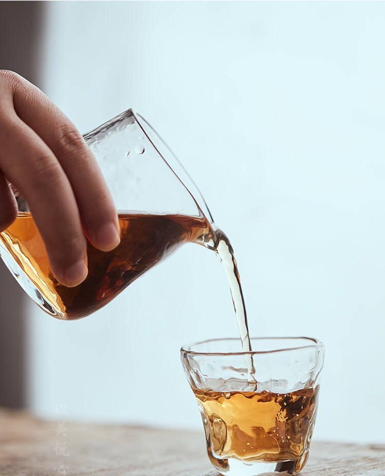 Gohobi （We cover U.S. import duties） - Wholesale Pitcher - Gohobi Handmade Glass Pitcher (Tall version)4