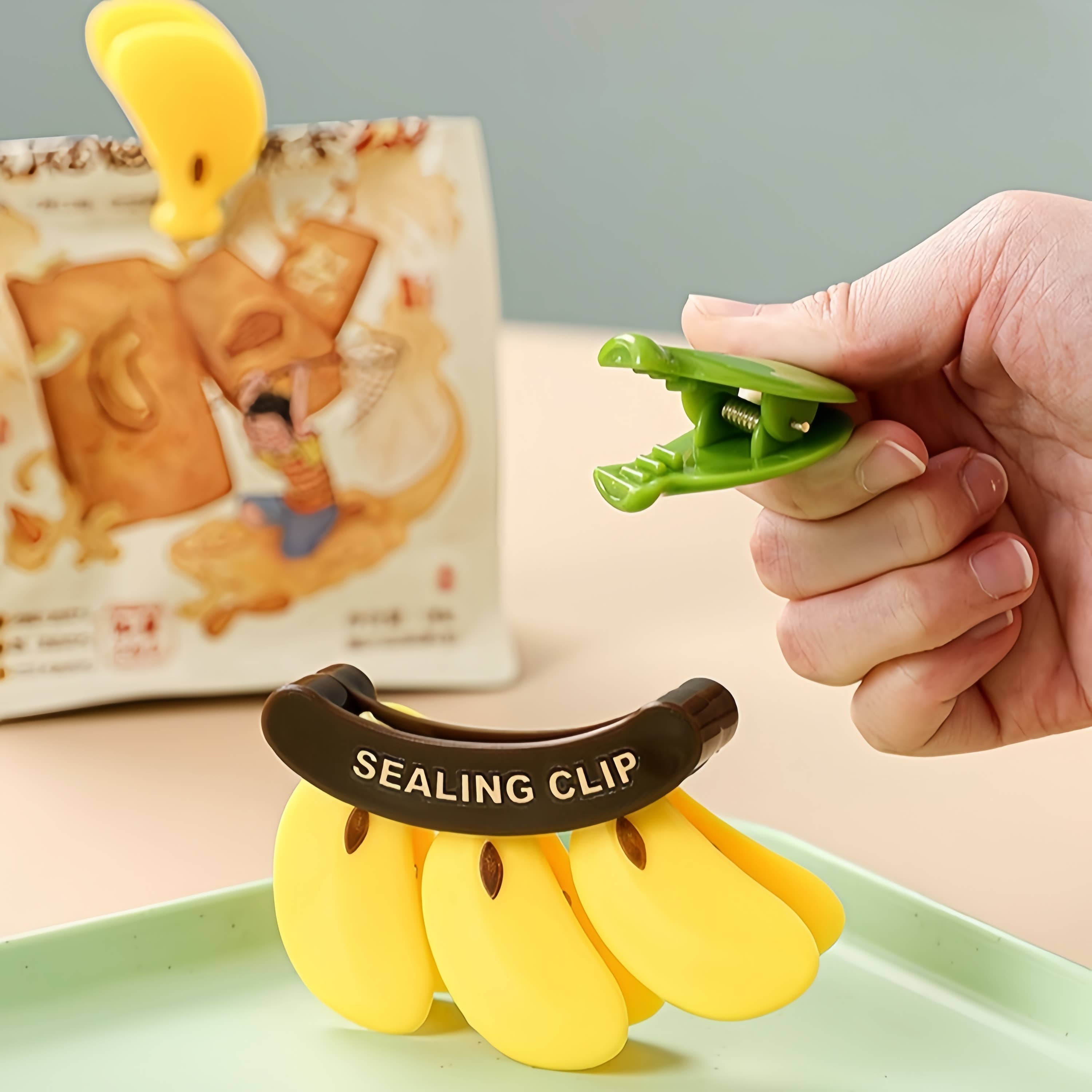 Otterware - Wholesale Kitchen Tool/Gadget - Magnetic Banana Multi-Clips (Set of 3 Sealers)13