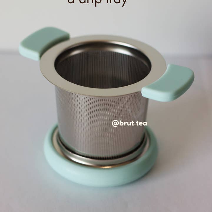 Top Hat Tea Strainer | Mug Infuser for Loose Leaf Tea for wholesale by brut tea