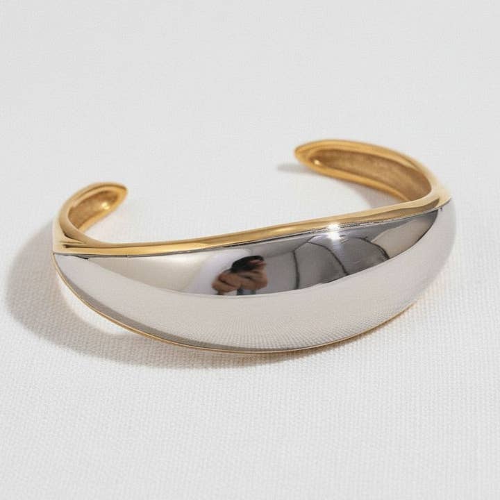 Dual Tone Statement Earrings and Bracelet Set for wholesale by paperln