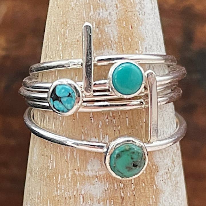 Anelli Impilabili Delicati in Turchese per la vendita all'ingrosso da parte di Rustic Souls