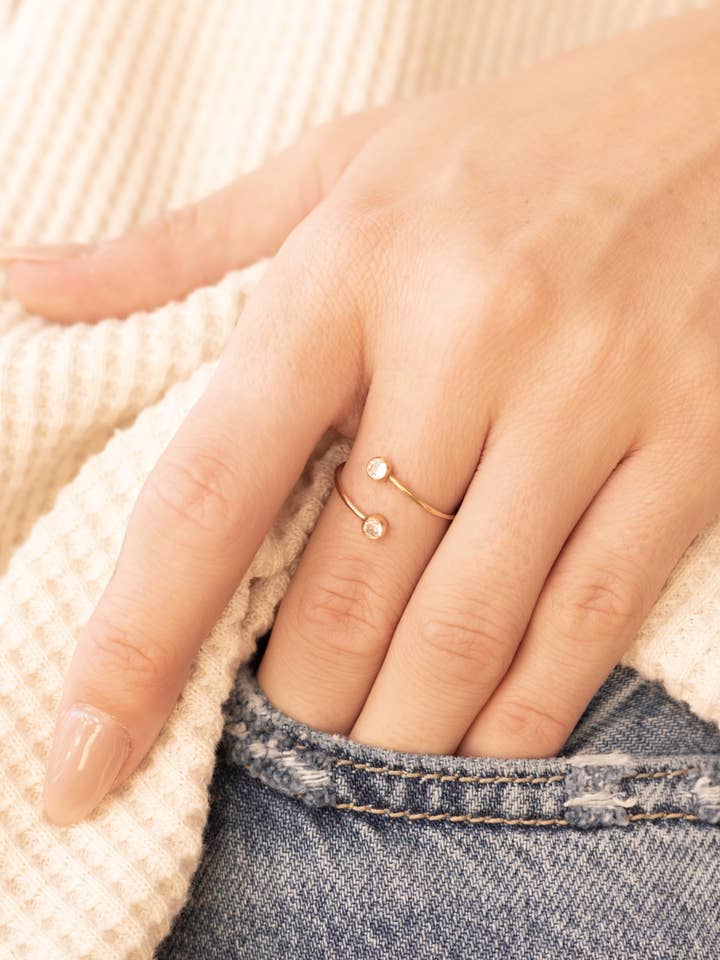 Amelia Ring för wholesale av falling for dainty