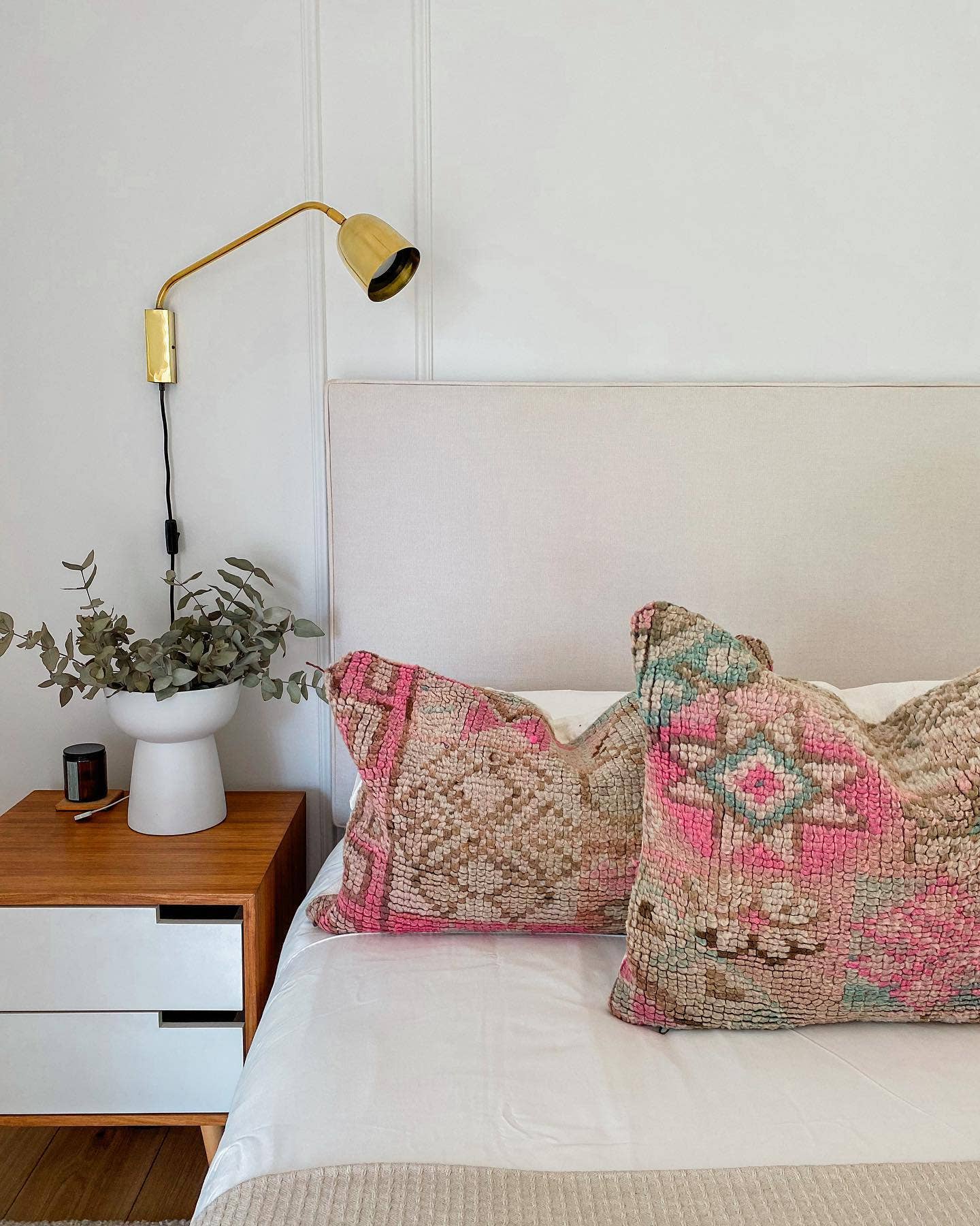 marrakeshop - Wholesale Throw Pillow Cover - Moroccan Vintage Boujad Cushions Case - Very Rare Collection15