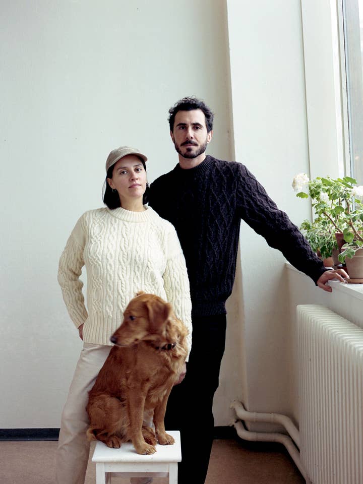 Torunn - Camisola de malha trançada por atacado de Norlender Knitwear AS