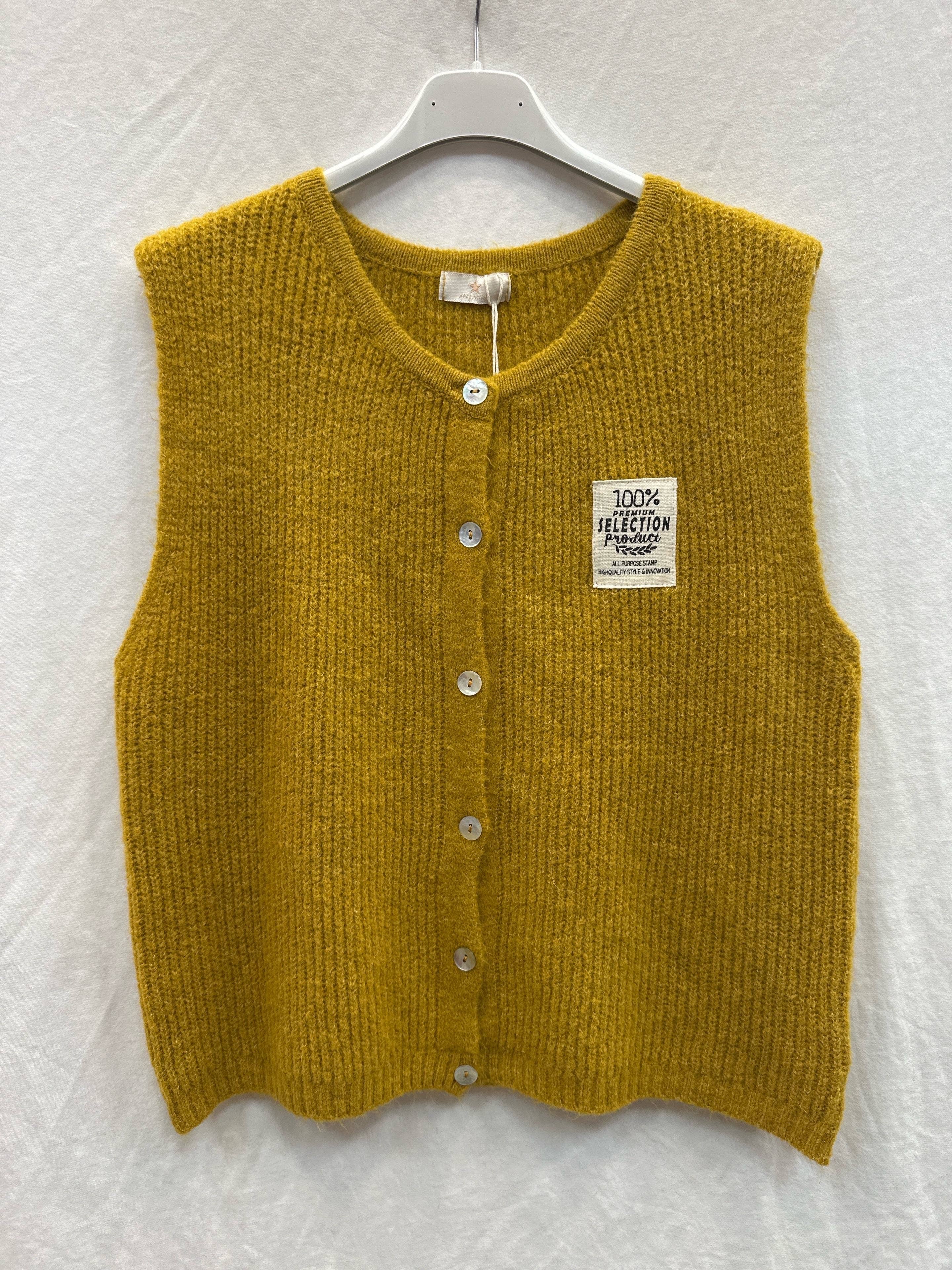 Mimi & Gogo - Wholesale Outerwear Vest - Women's - Knit vest with patch @35577_GiEcussonMaille16