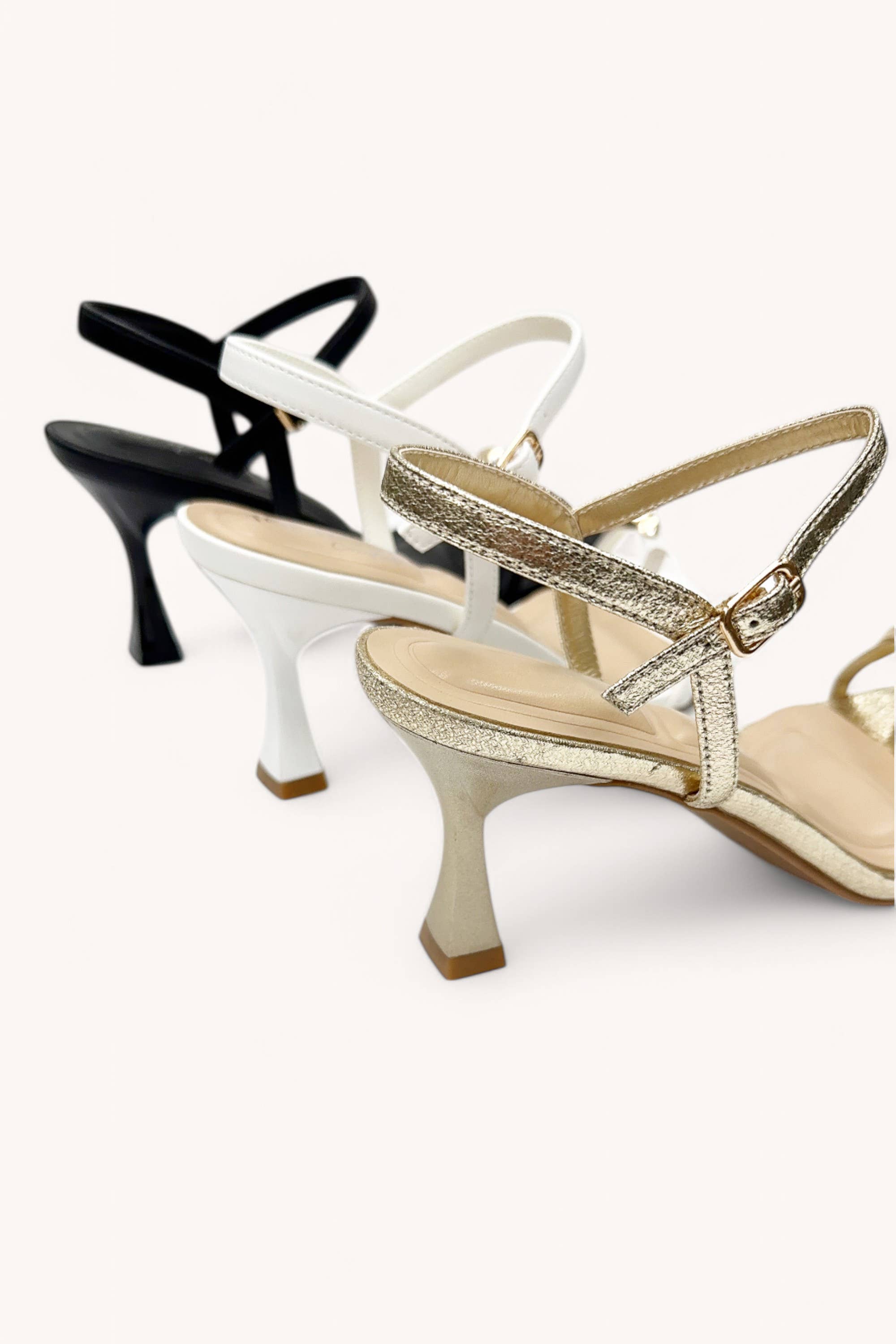 CCOCCI - Wholesale Low Heels - Women's - ROSSIE-23 GOLDEN TOE RING THONG STRAP SANDAL HEELS1