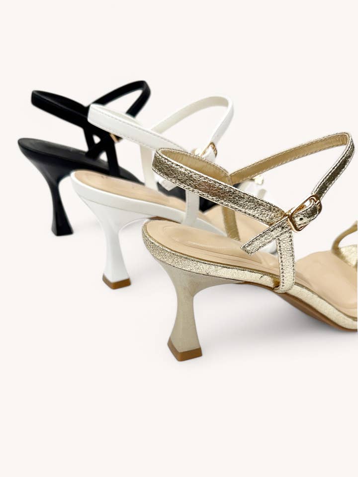 CCOCCI - Wholesale Low Heels - Women's - ROSSIE-23 GOLDEN TOE RING THONG STRAP SANDAL HEELS1