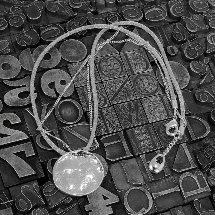 Abril 4 <br /> Necklace Plated por atacado de Nadia Rabosio Jewellery