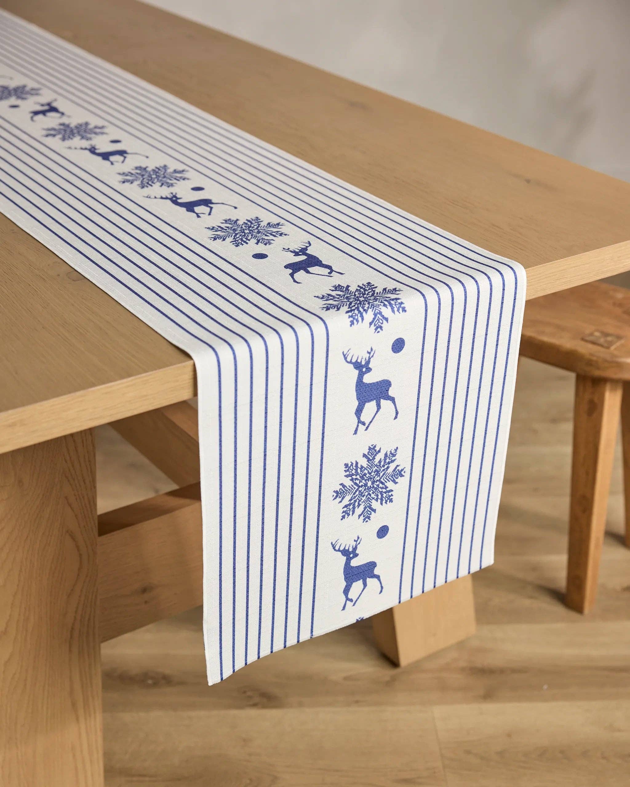 Geometry - Wholesale Table Runner - Nordic Stag Table Runner2