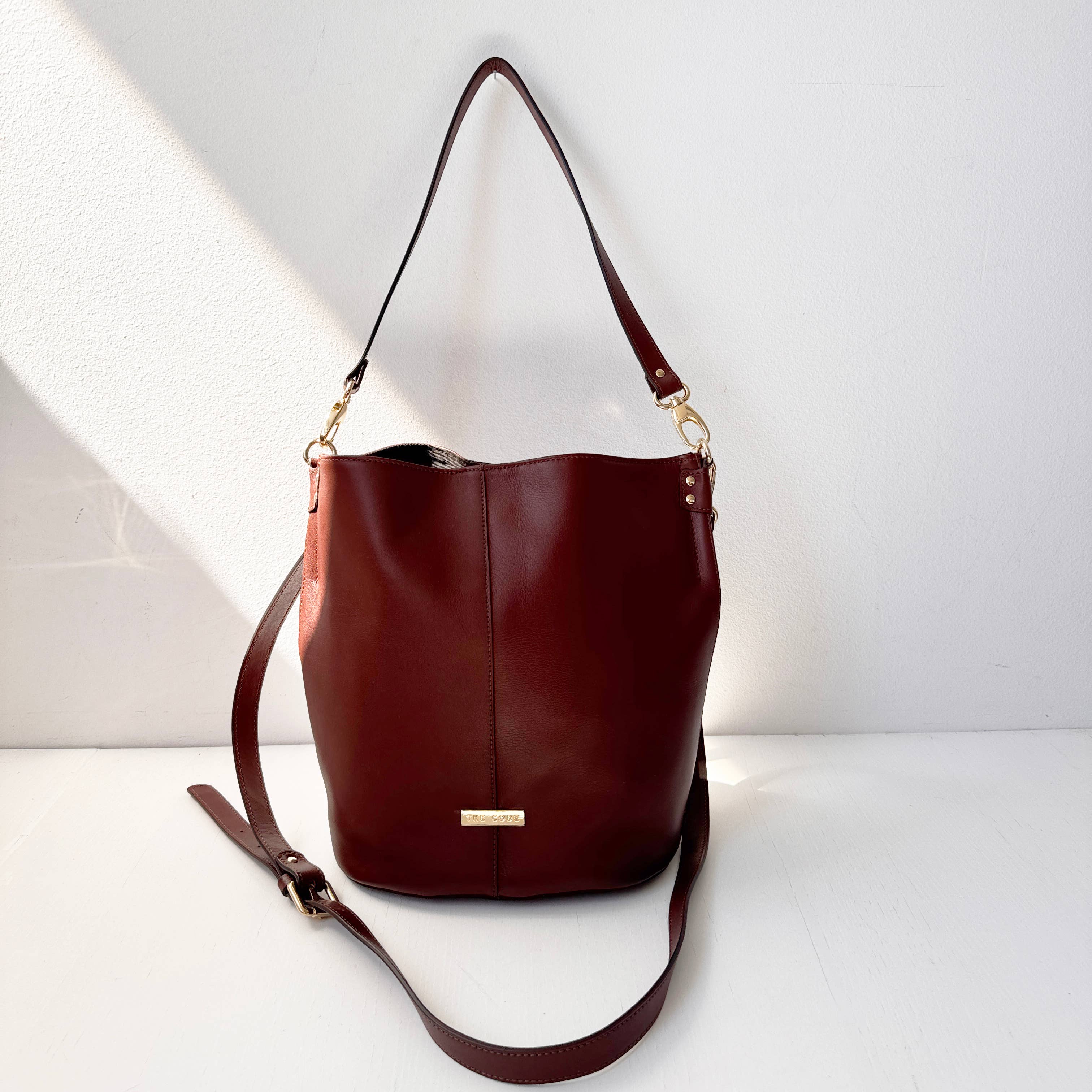 THE CODE - Wholesale Shoulder Bag - Women's - Julieta brandy leather candy box2
