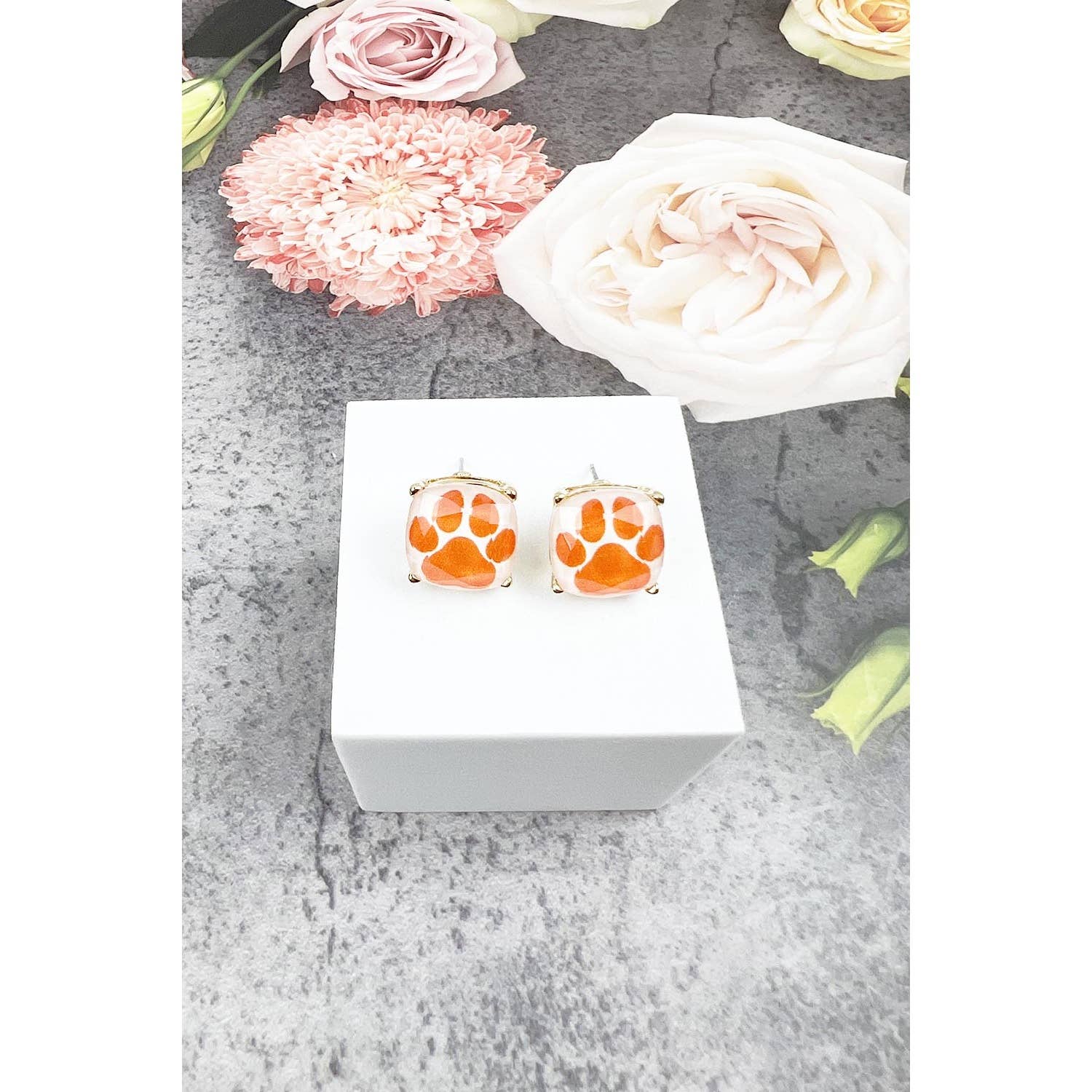 JHP Collection - Wholesale Stud/Post Earrings - DOG PAW PRINT CUSHION CUT EPOXY STUD EARRING4