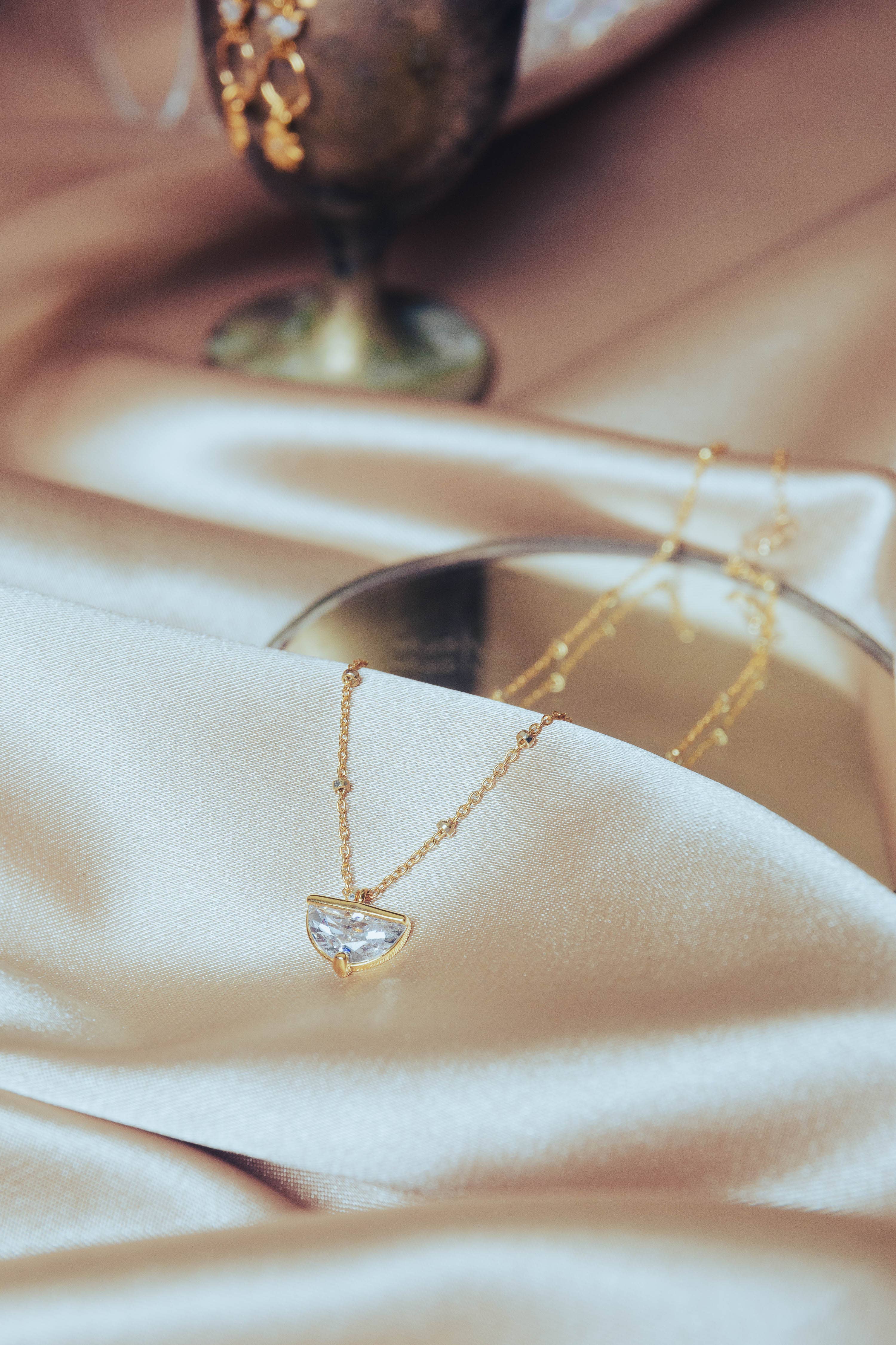 Verve - Vente Colliers à pendentif - Ariel - rempli d'or4