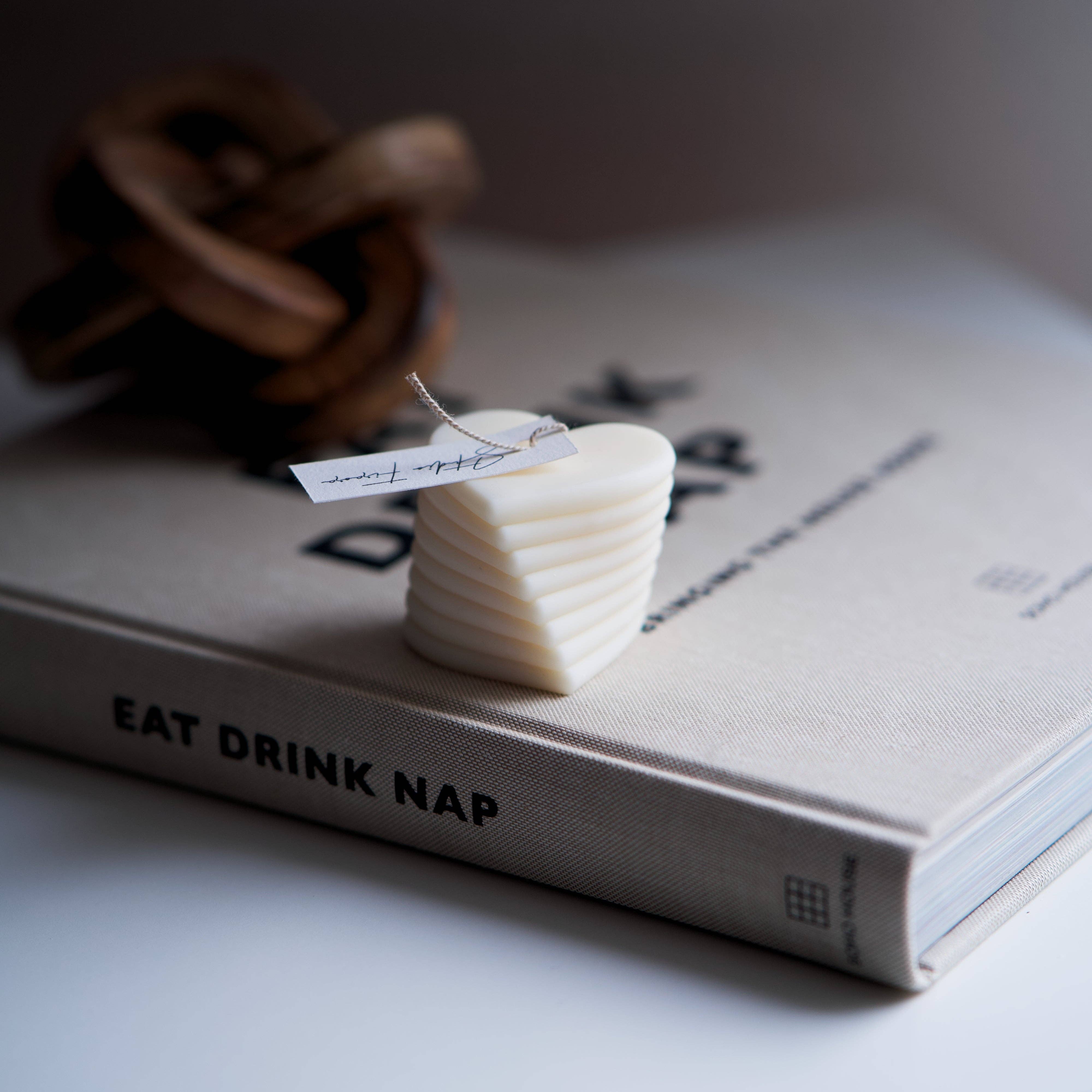 Studio Firaora - Vente Bougies originales - Bougie ESSENCE D'AMOUR - cire de soja1