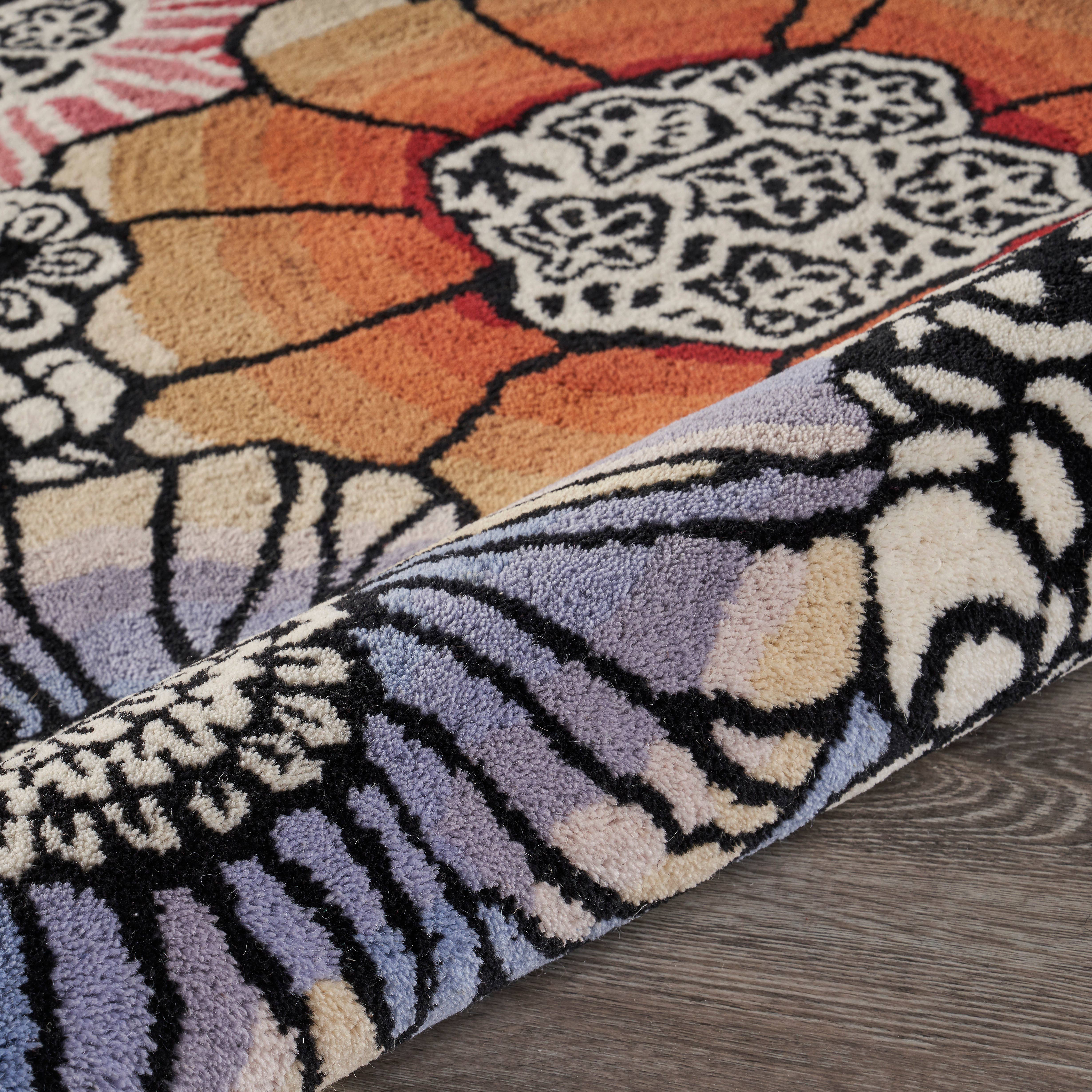 LR Home - Wholesale Area Rug - Raelyn Vintage Floral Hand-Tufted Wool Round Indoor Area Rug25