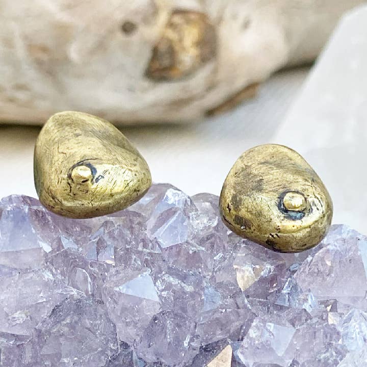 Libera The Nips Studs per la vendita all'ingrosso da parte di Pour Vida