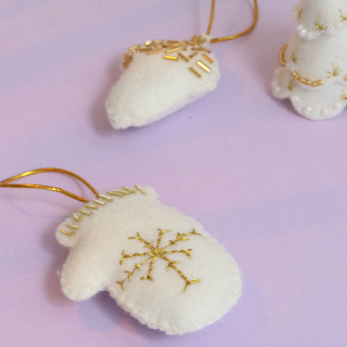 La Petite Épicerie - Wholesale DIY Craft Kit - DIY HABERDASHERY - My felt Christmas decorations3