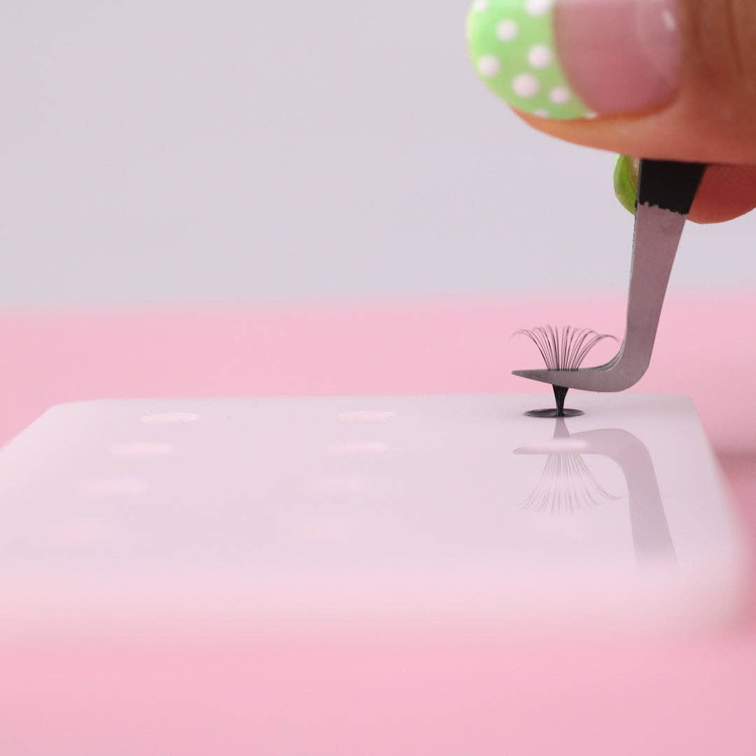 GladGirl - Wholesale Eyelash/Brow Serum - Mega Volume and Volume Fan Technique Glue Tray for Volume Fans - 5 Per Quantity1