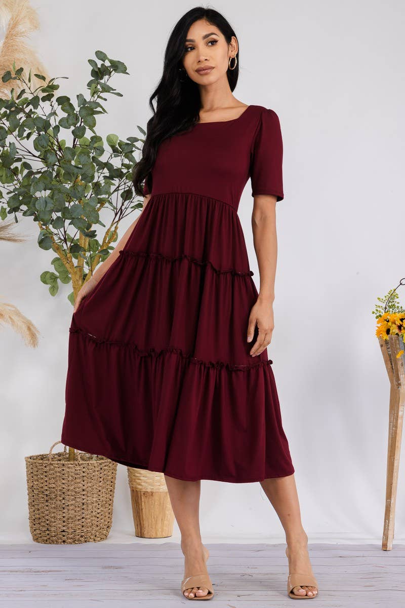 H&H Fashion Inc. – Großhandel Kleid – Damen – JR778X-S Plus Size Stufen-Midikleid mit quadratischem Ausschnitt6