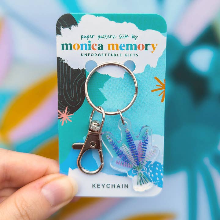 Porte-clés en forme de fleur de lupin - Porte-clés en forme de fleur de lupin pour la vente par Paper Pattern Silk