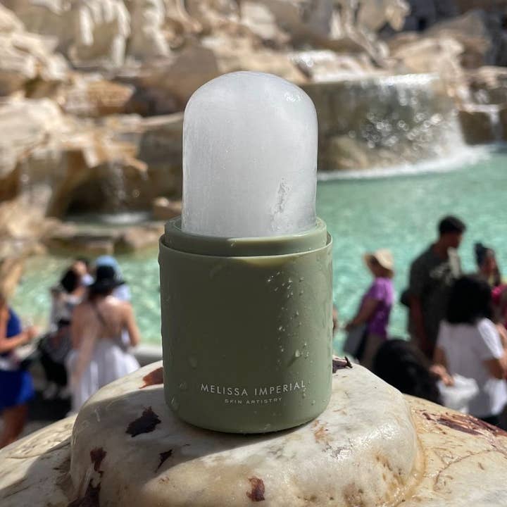 Vert Sage Cryo Facial Ice Pop – Outil de rituel de soins personnels en vente sur Faire9