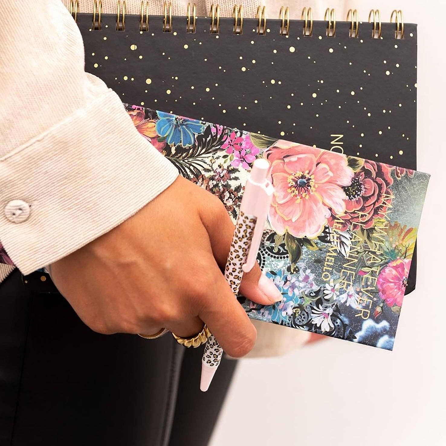 Melli Mello - Wholesale Planner - Melli Mello Paradise Power Planner2