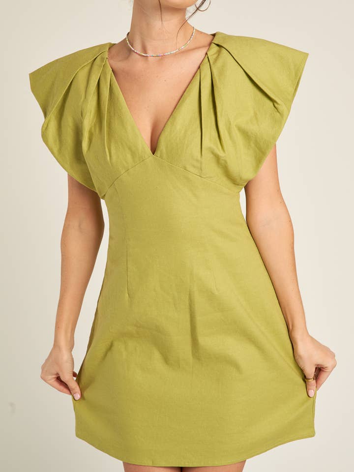 Mini-robe à manches volantées et col en V pour la vente par En Crème