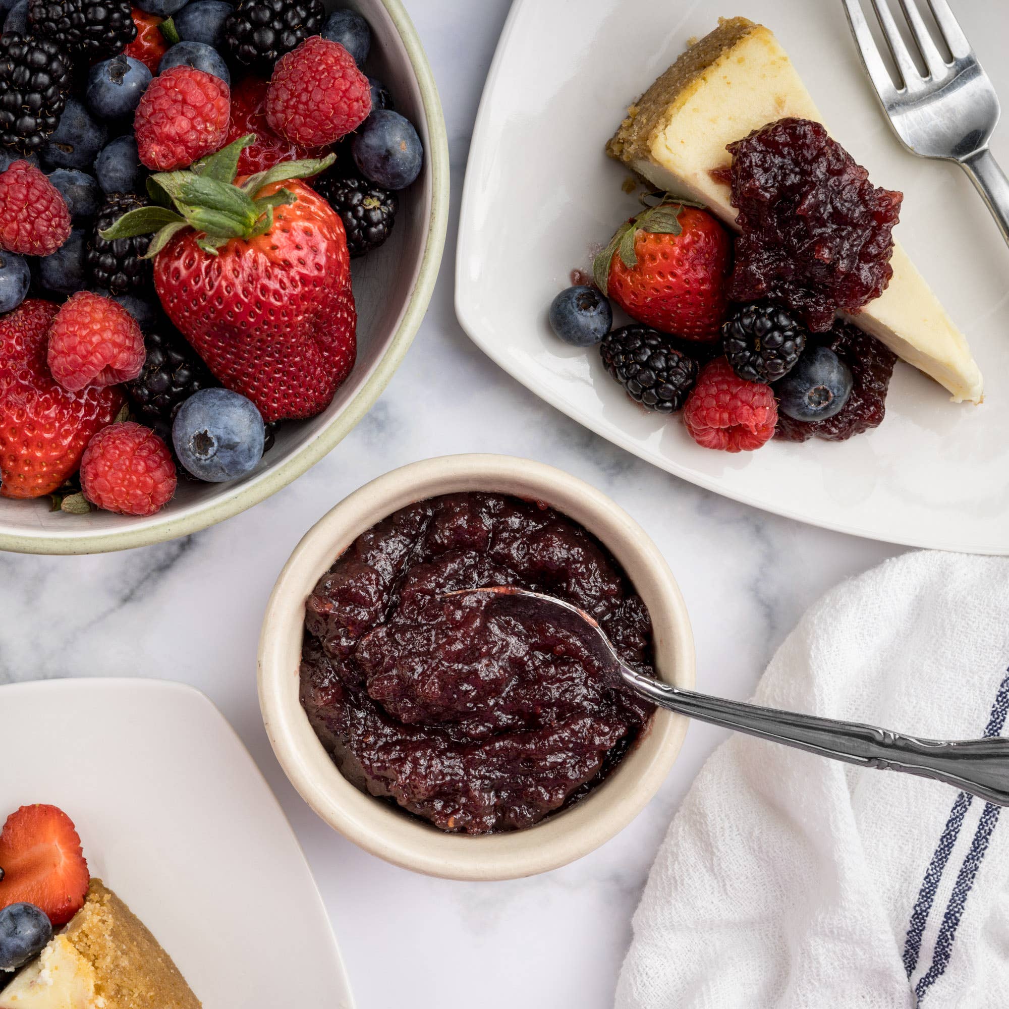 Byler Canning Co. – Großhandel Marmelade/Gelee – Byler's Granulierte Zuckerfreie Razzle Berry Marmelade, 311g1