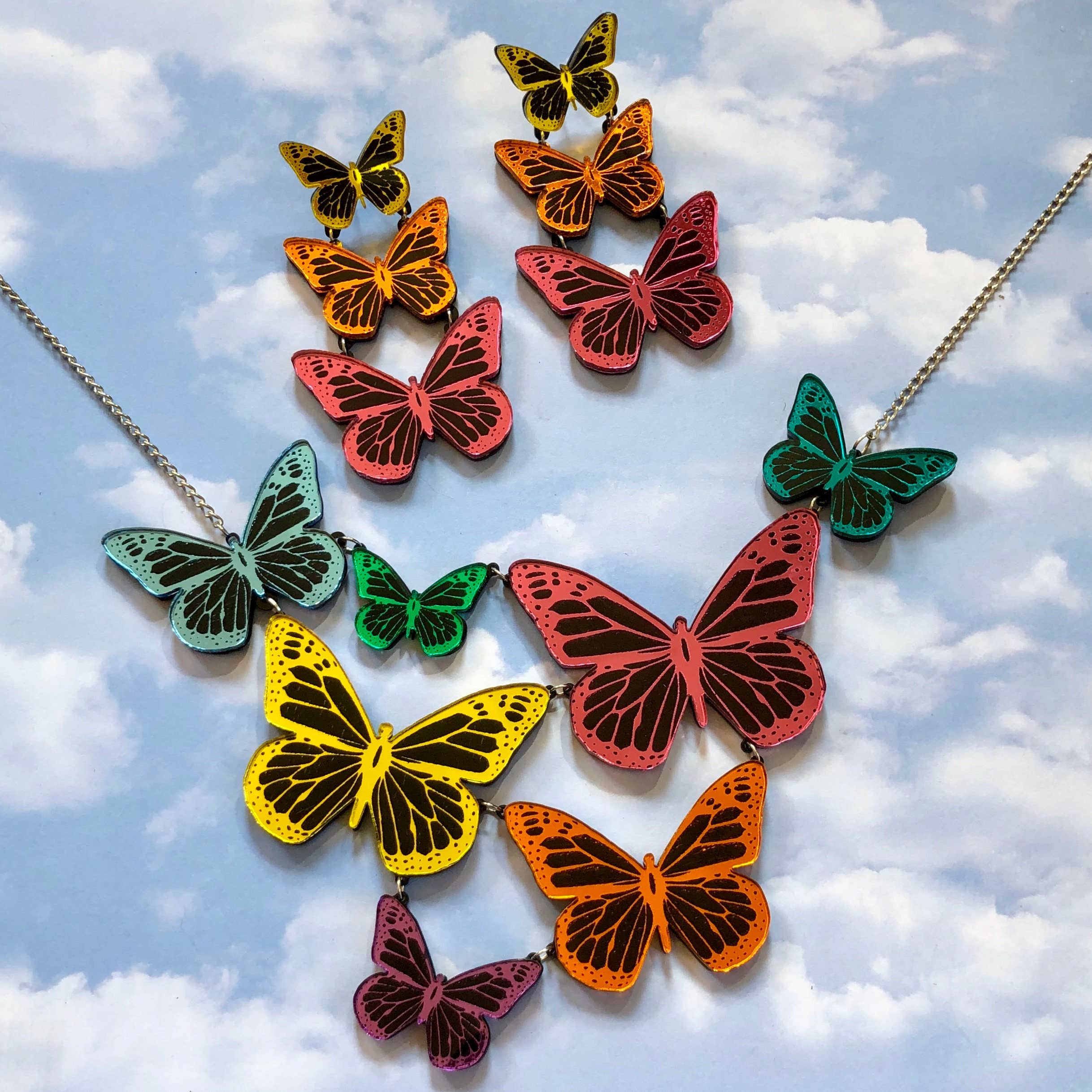 I'm Your Present – wholesale Hängande örhängen – Rainbow Mirrored Butterfly, Laserskuren akryl, Fjärilar, Plast smycken9