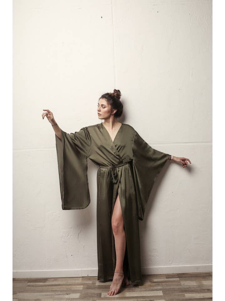 Angie's Showroom - Vendita all'ingrosso Vestaglia - Donna - Vestaglia lunga con maniche a kimono3