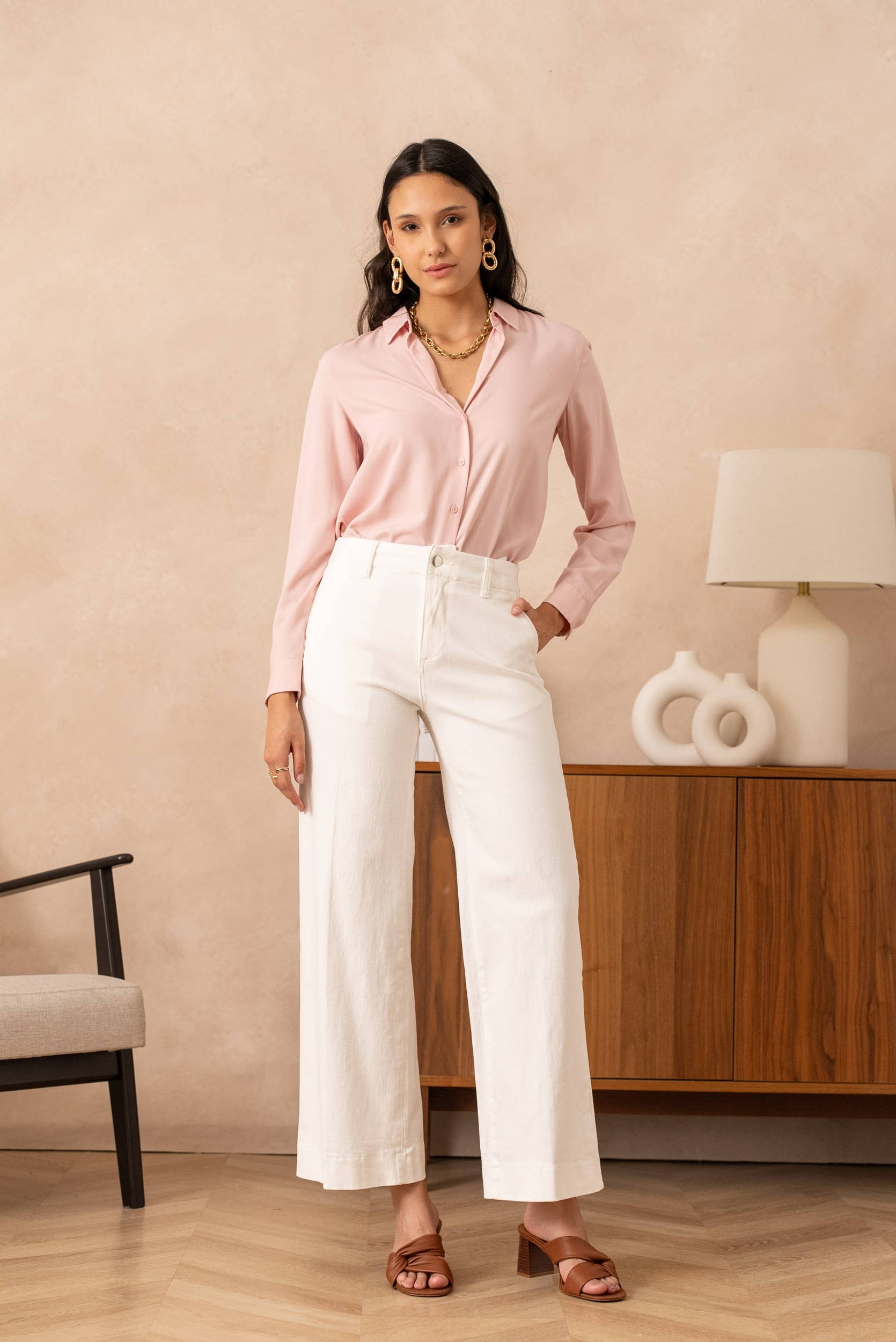 Vivid - Wholesale Jeans - Women's - Wide-leg jeans with front pleats0