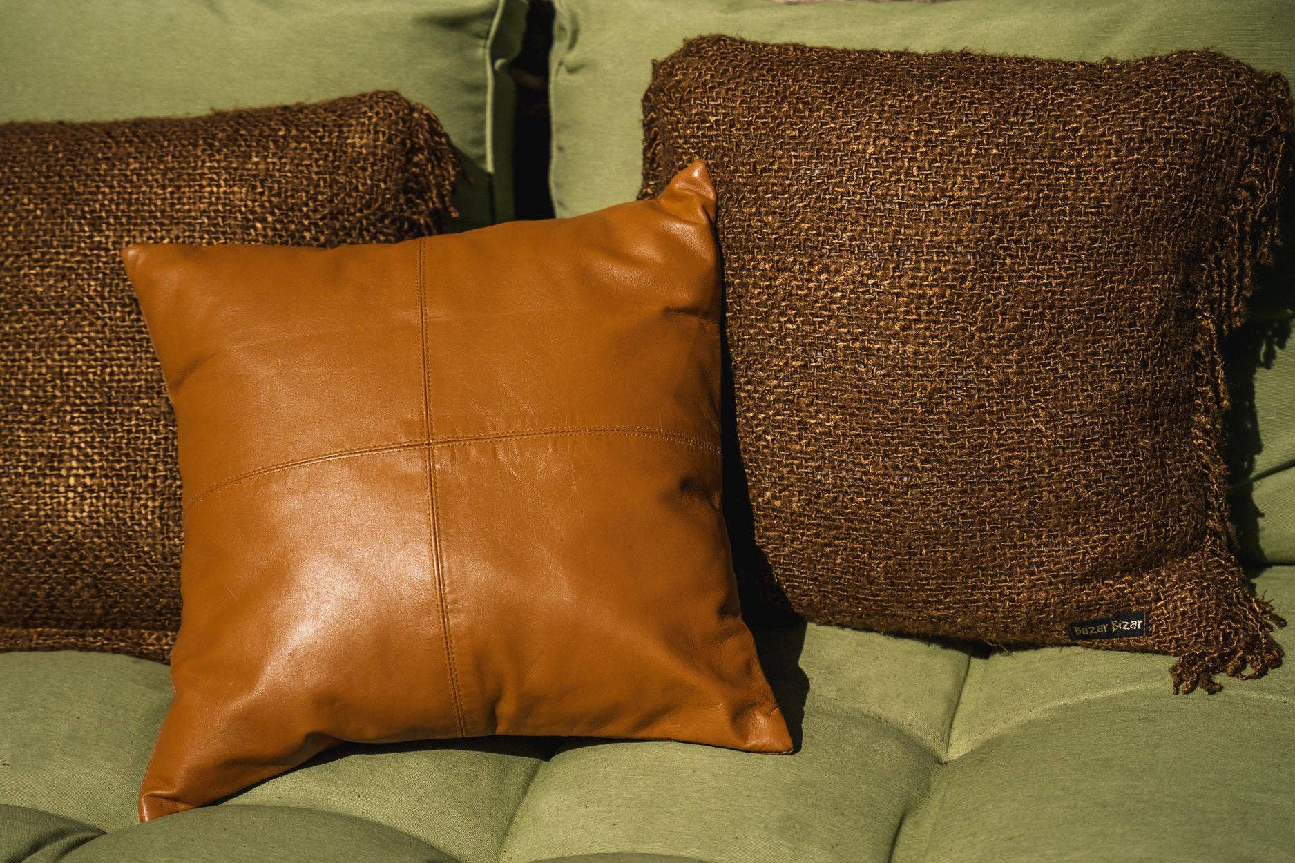 Bazar Bizar Living - Vente Housse de coussin - Housse de coussin Oh My Gee - Marron - 40 x 40 cm2