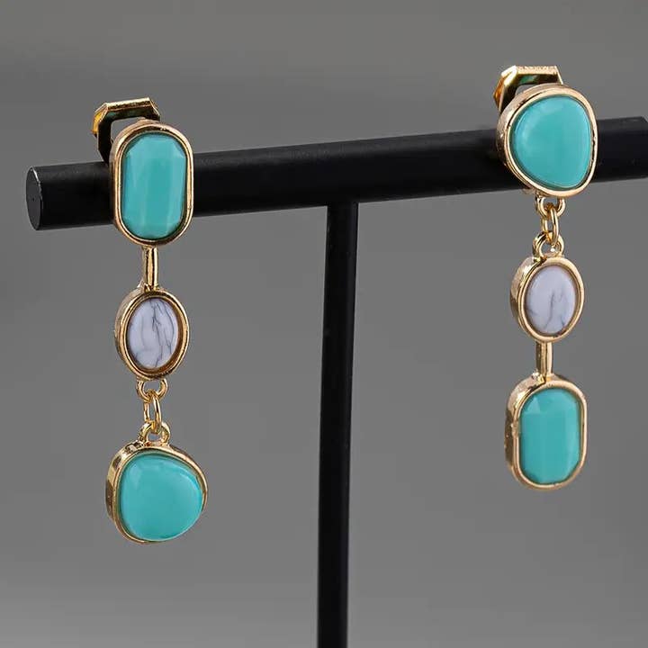 Huis Van Merken - Wholesale Clip-On Earrings - Asymmetric Geometric Tassel Clip-On Earrings – 18K Gold Plated Bohemian Jewelry Gift5