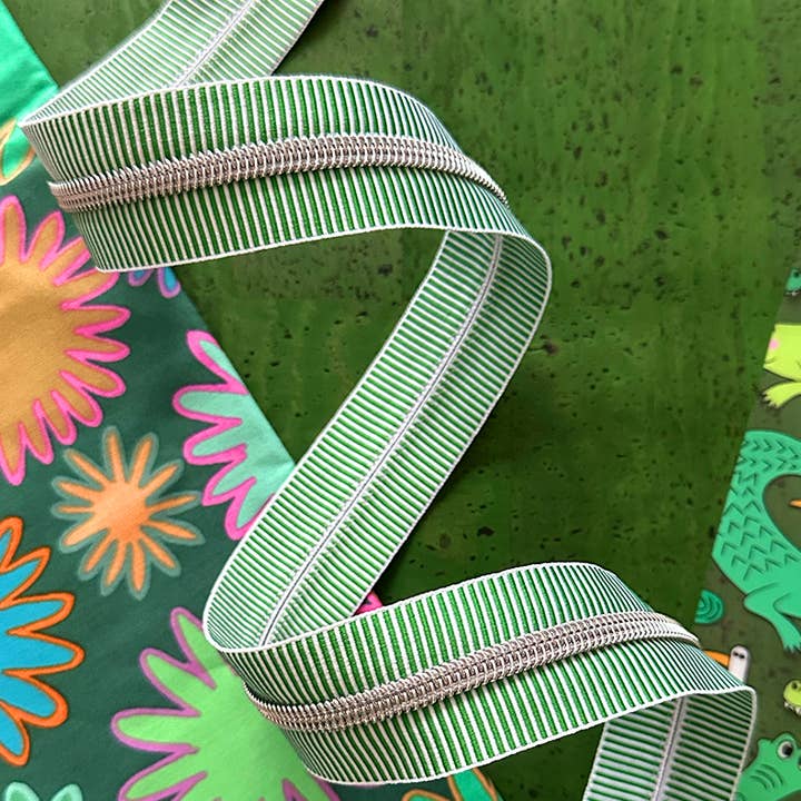 Sassafras Lane Designs - Wholesale Craft Supplies - Green Stripe Zipper Tape with Nickel teeth