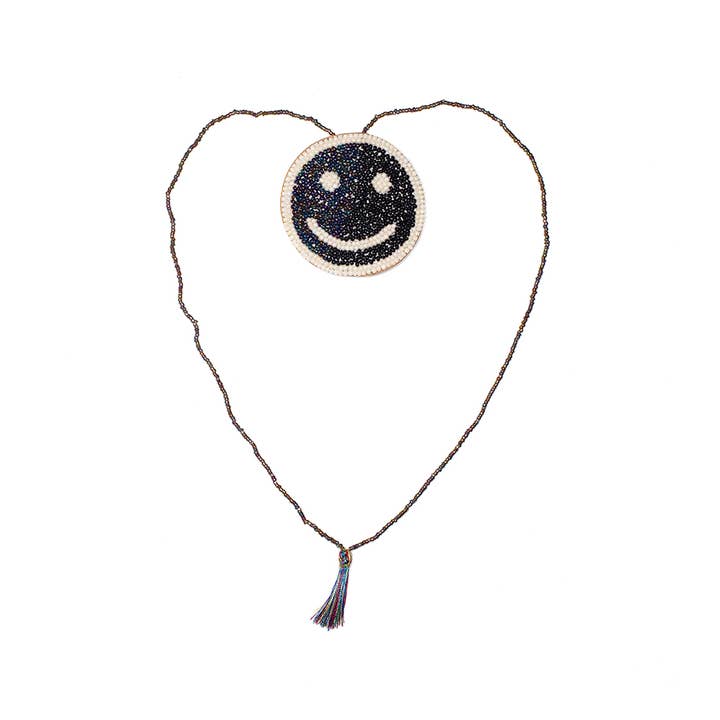 Hellen van Berkel HeartMadePrints - Wholesale Brooch - Smiley black brooch handmade