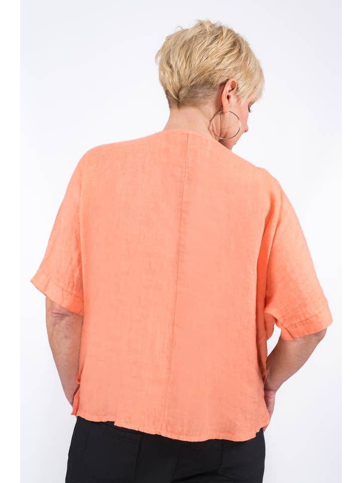 831 Mjuk korall Gina Botten Darted Linne Top (BQ172) för wholesale på Faire2