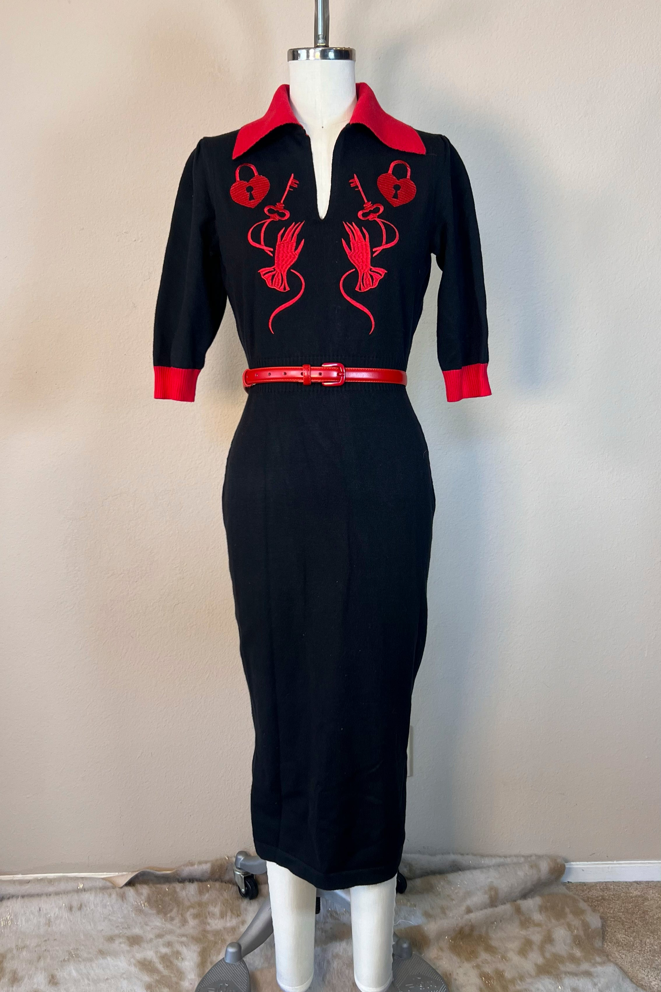 Elle Rebel - Wholesale Dress - Women's - Key to My Heart Knitted Dress7