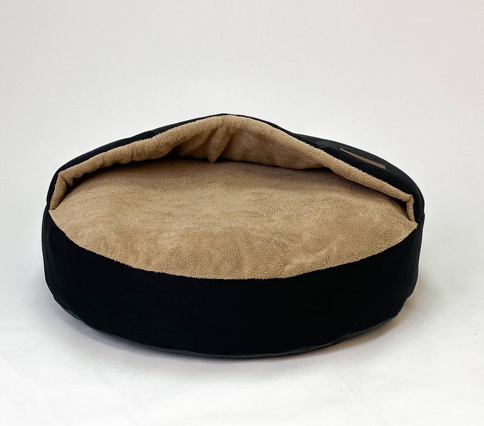 I BLACK B BEIGE  HUDOG & HUCAT PREMIUM BED POCKET ROUND FOR PETS for wholesale on Faire2