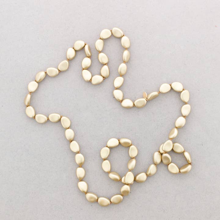 Combinado 2 Collar Largo Nudos Cuentas Metalicas 1.2M de venta al por mayor en Faire1