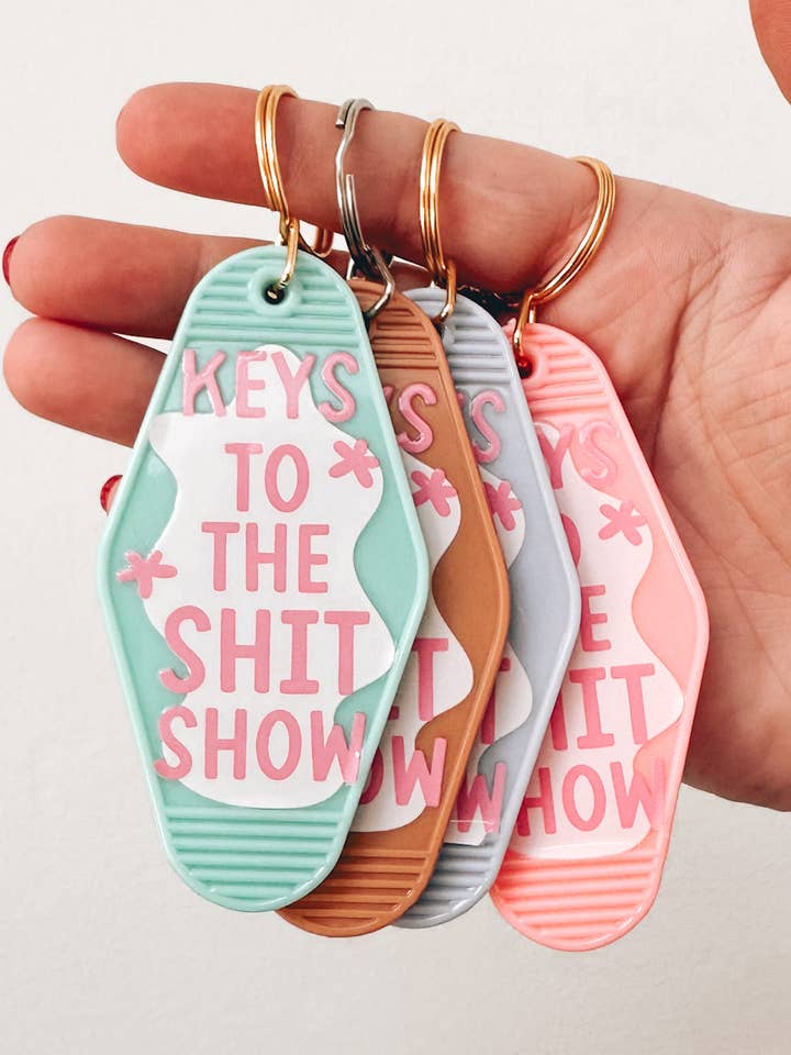 Nycklar till Shit Show Nyckelring för wholesale av Powered By Daisies