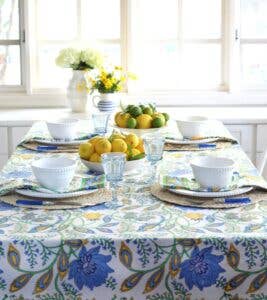 PACIFIC & ROSE TEXTILES - Vendita all'ingrosso Tovaglie - Tovaglia Monet's Kitchen con stampa a blocchi3